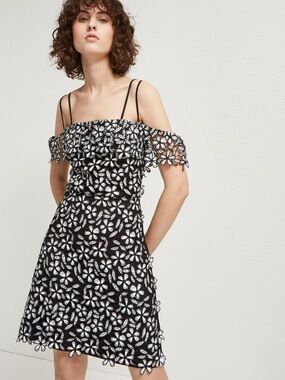 FRENCH CONNECTION Black & White Floral Off-Shoulder Mini Dress SIZE L